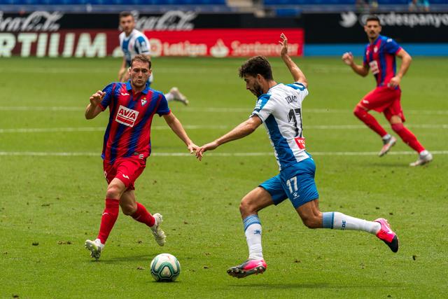 东契奇29+10亚历山大33+12 独行侠力克雷霆1-1