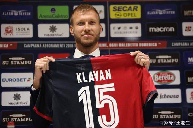 罗伊斯谈美国找房骇人往事：FBI与毒贩枪战过