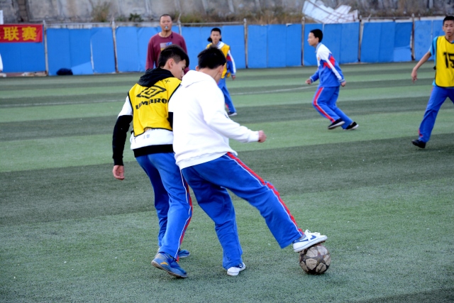 CJ45分鹈鹕险胜爵士4连胜 快船负公牛止4连胜